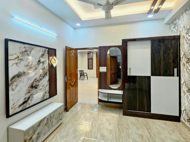 2 BHK Independent Builder Floor in Vaishali for resale Ghaziabad. The reference number is 20701813