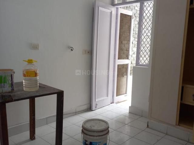 2 BHK Independent Builder Floor in Vasant Vihar for rent New Delhi. The reference number is 20724269