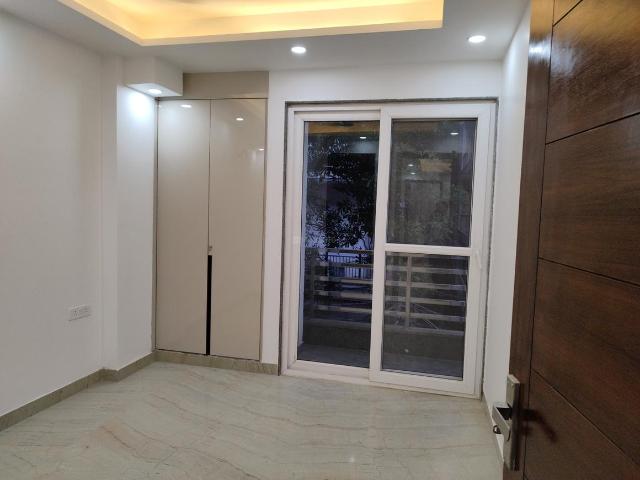2 BHK Independent Builder Floor in Vasant Kunj for resale New Delhi. The reference number is 20763088