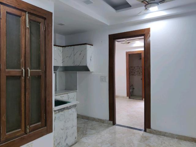 2 BHK Independent Builder Floor in Vasundhara for resale Ghaziabad. The reference number is 19662182