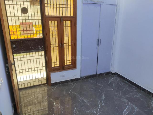 2 BHK Independent Builder Floor in Vasundhara for resale Ghaziabad. The reference number is 20444861