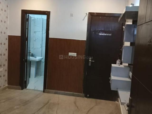 2 BHK Independent Builder Floor in Vasundhara for resale Ghaziabad. The reference number is 20044225