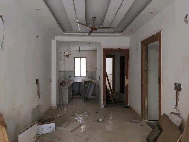 4 BHK Independent Builder Floor in Vasundhara for resale Ghaziabad. The reference number is 20054378