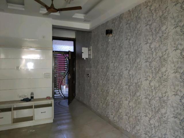 3 BHK Independent Builder Floor in Vasundhara for resale Ghaziabad. The reference number is 20187503
