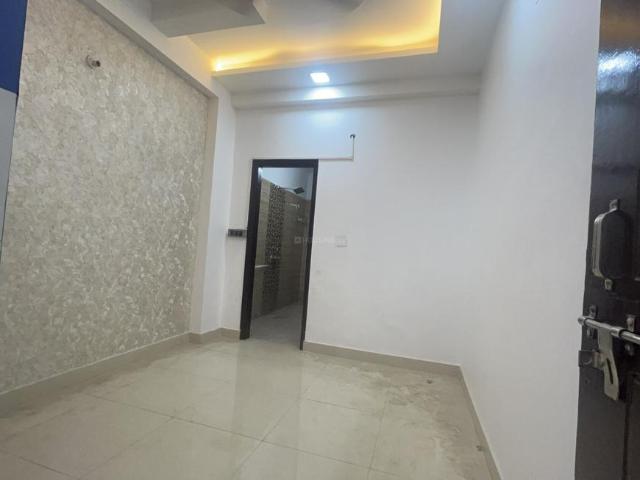 2 BHK Independent Builder Floor in Vasundhara for resale Ghaziabad. The reference number is 20223618