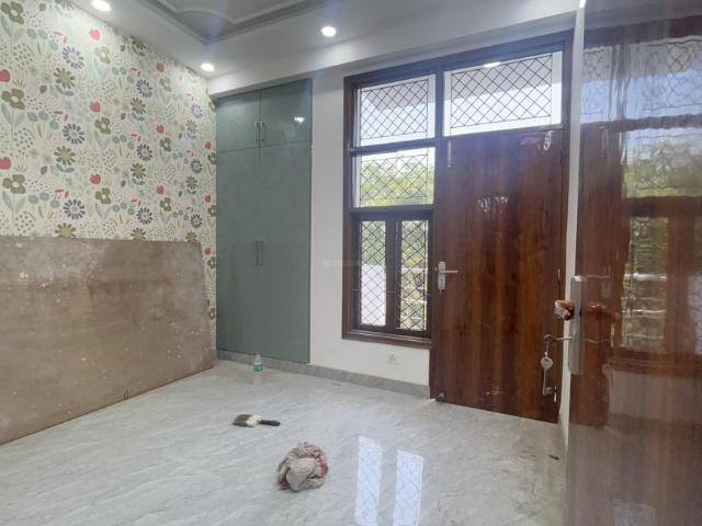 2 BHK Independent Builder Floor in Vasundhara for resale Ghaziabad. The reference number is 20239429