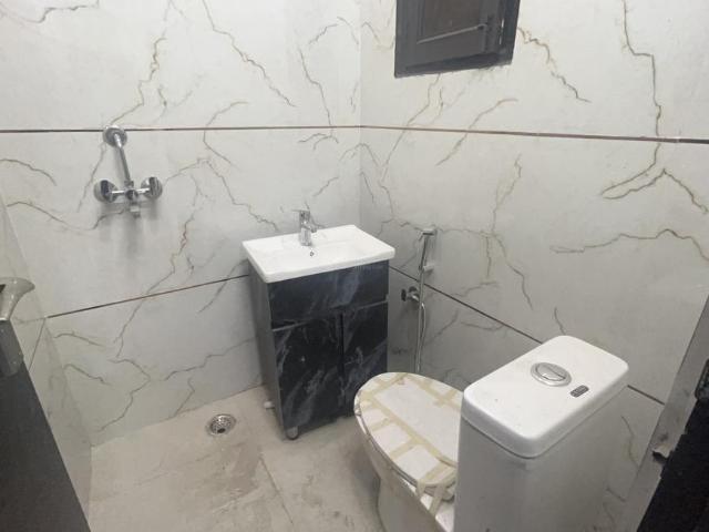 2 BHK Independent Builder Floor in Vasundhara for resale Ghaziabad. The reference number is 20239302