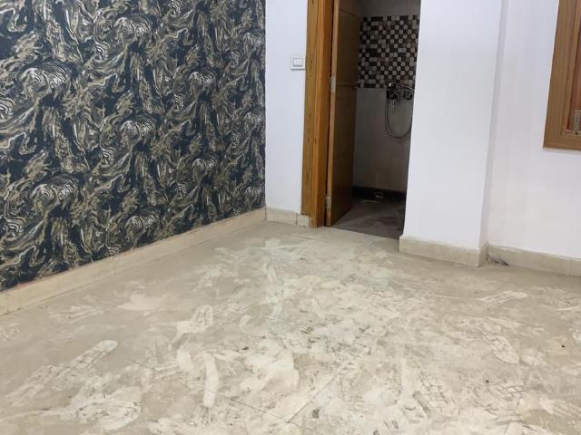 2 BHK Independent Builder Floor in Vasundhara for resale Ghaziabad. The reference number is 20372721