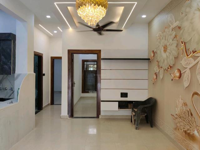 2 BHK Independent Builder Floor in Vasundhara for resale Ghaziabad. The reference number is 20390203