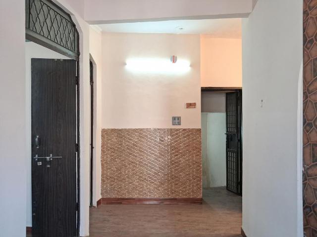 2 BHK Independent Builder Floor in Vishnu Garden for resale New Delhi. The reference number is 19661067
