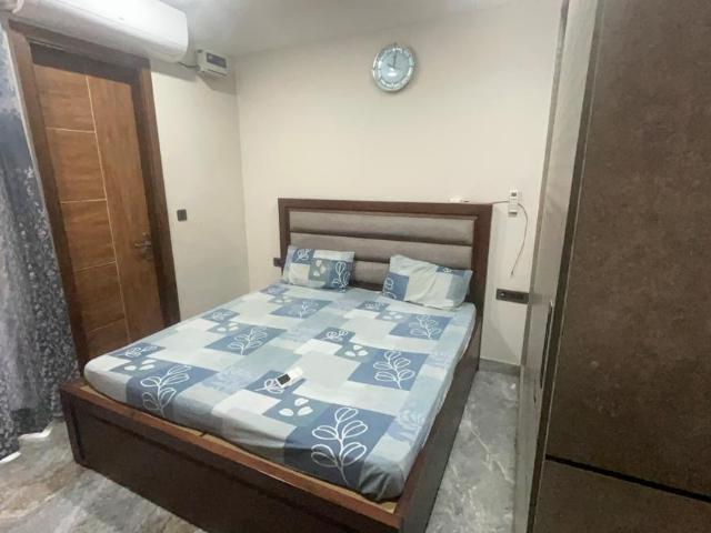 2 BHK Independent Builder Floor in Vishnu Garden for resale New Delhi. The reference number is 20557964
