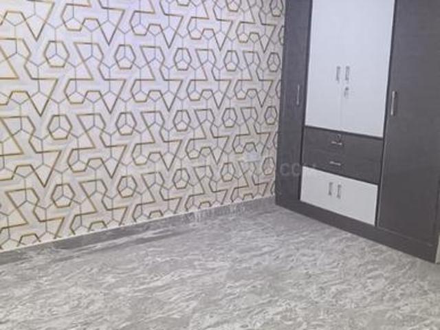 2 BHK Independent Builder Floor in Vivek Vihar for rent New Delhi. The reference number is 19879379