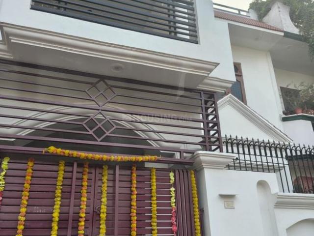 2 BHK Independent Builder Floor in Vrindavan Yojana for rent Lucknow. The reference number is 19122292