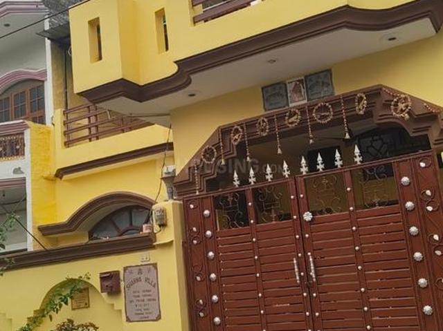 2 BHK Independent Builder Floor in Vrindavan Yojana for rent Lucknow. The reference number is 19770144