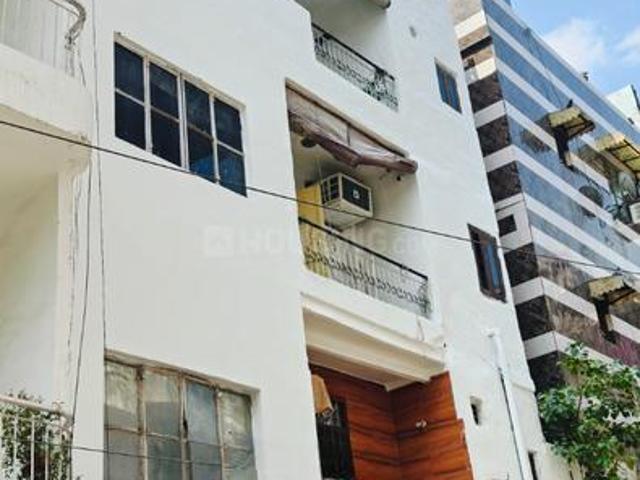 2 BHK Independent House in Tagore Garden Extension for resale New Delhi. The reference number is 20347622