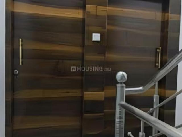 2 BHK Independent House in Taktakpur for rent Varanasi. The reference number is 20573444