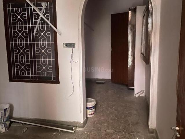 2 BHK Independent House in Tilak Nagar for resale West Delhi. The reference number is 17275597