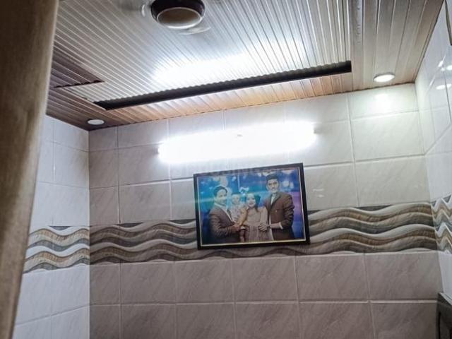 2 BHK Independent House in Tri Nagar for resale New Delhi. The reference number is 14969851
