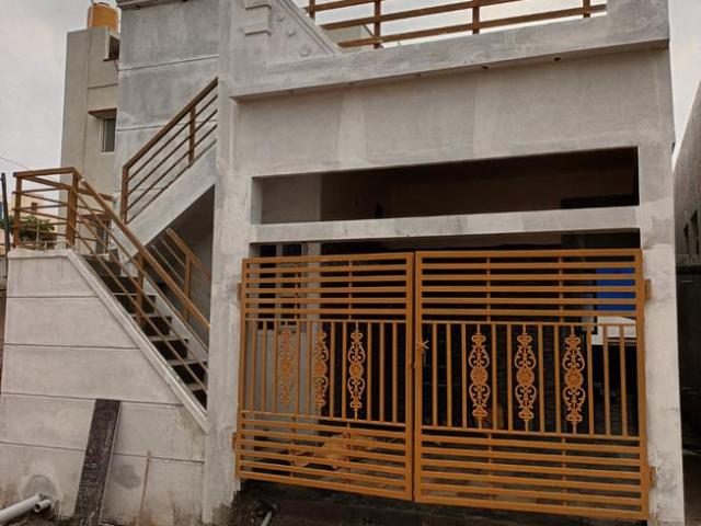 2 BHK Independent House in Varanasi for resale Bangalore. The reference number is 9100275