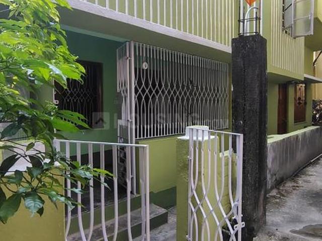 2 BHK Independent House in Airport Gate no. 1 for resale Kolkata. The reference number is 20331761