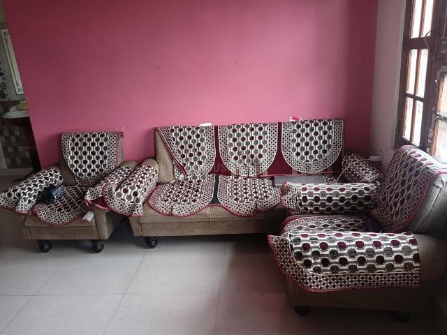 2 BHK Independent House in Alambagh for rent Lucknow. The reference number is 20803419