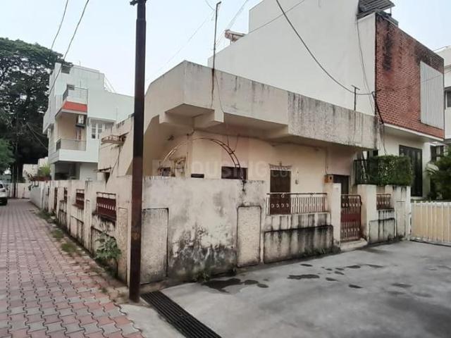 2 BHK Independent House in Alkapuri for rent Vadodara. The reference number is 17053645