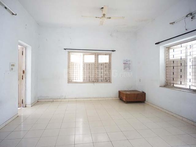 2 BHK Independent House in Ambawadi for rent Ahmedabad. The reference number is 17209210