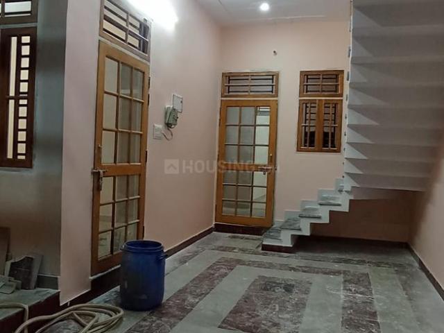 2 BHK Independent House in Ashiyana for rent Lucknow. The reference number is 20450298