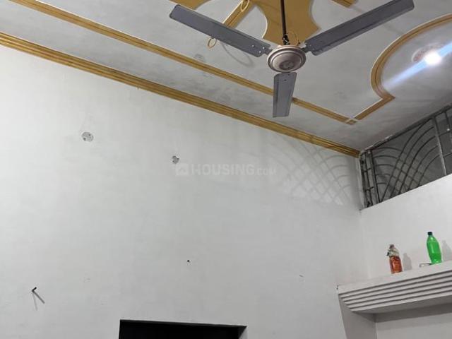 2 BHK Independent House in Badujai Awwal for rent Shahjahanpur. The reference number is 20931044