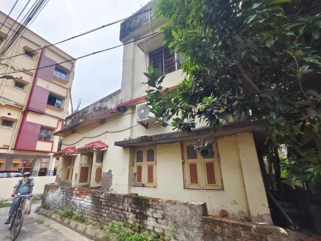2 BHK Independent House in Baghajatin for resale Kolkata. The reference number is 20679739