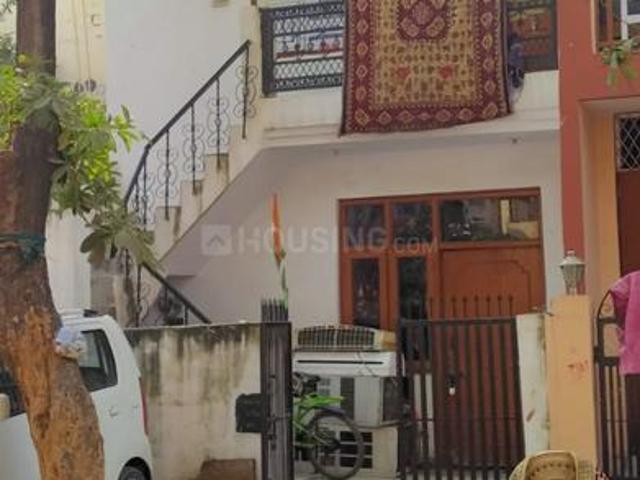 2 BHK Independent House in Beta II Greater Noida for resale Rampur Jagir. The reference number is 18694176