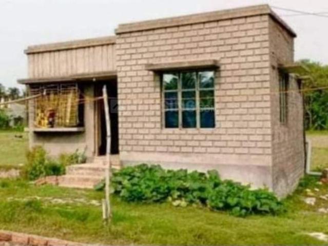 2 BHK Independent House in Champahati for resale South 24 Parganas. The reference number is 11133424