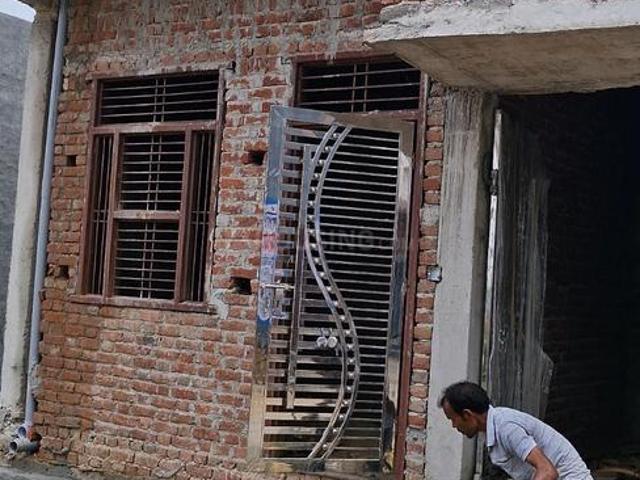 2 BHK Independent House in Chhapraula for resale Ghaziabad. The reference number is 15061922