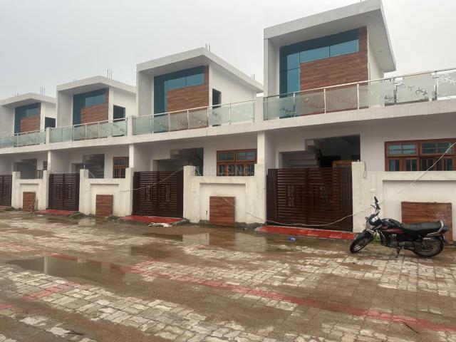 2 BHK Independent House in Chinhat for resale Lucknow. The reference number is 12831465