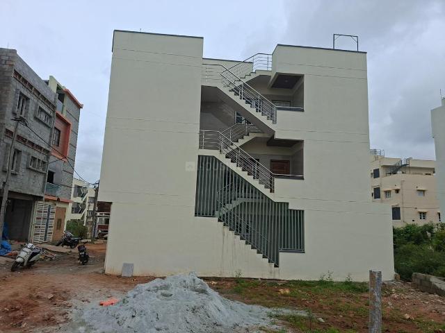 2 BHK Independent House in D Group Employees Layout for resale Bengaluru. The reference number is 18660325