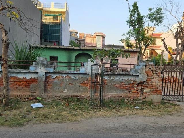 2 BHK Independent House in Delta II for resale Greater Noida. The reference number is 20127795