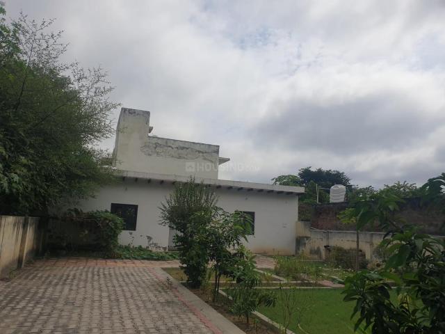 2 BHK Independent House in Delta III Greater Noida for resale Gulistanpur. The reference number is 16902319