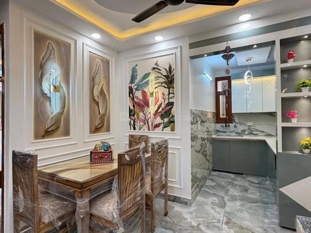2 BHK Independent House in Dwarka Mor for resale New Delhi. The reference number is 19615691