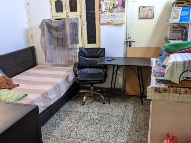 2 BHK Independent House in Dwarka Mor for resale New Delhi. The reference number is 20960838