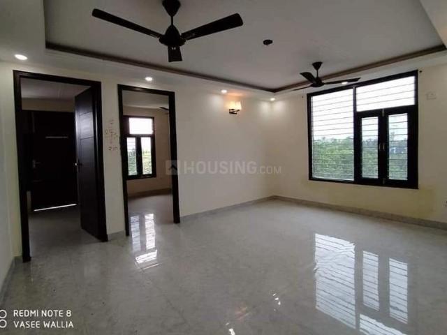 2 BHK Independent House in Freedom Fighters Enclave for resale New Delhi. The reference number is 17810135