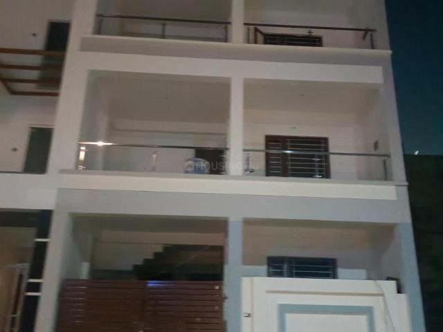 2 BHK Independent House in Gomti Nagar Extension for rent Lucknow. The reference number is 18529393