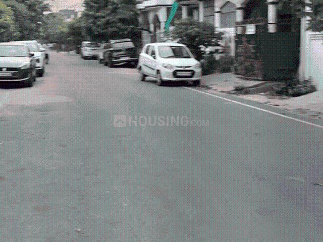 2 BHK Independent House in Gomti Nagar Extension for resale Amar Shaheed Path. The reference number is 17521554