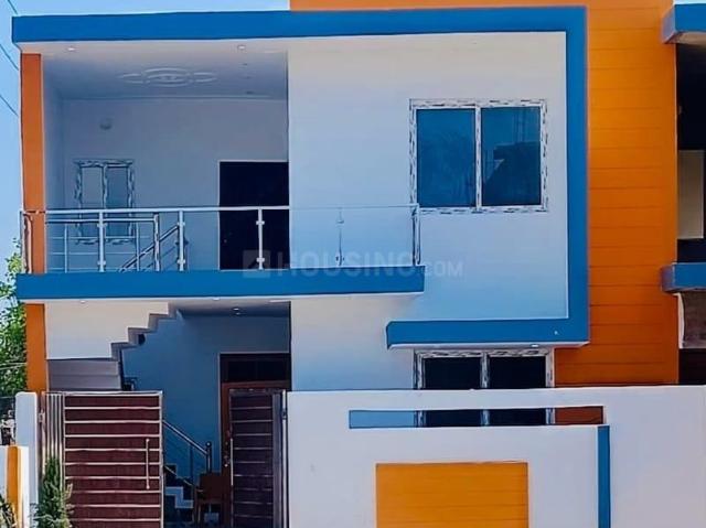 2 BHK Independent House in Gomti Nagar for resale Amar Shaheed Path. The reference number is 17379219