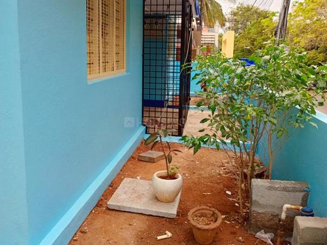 2 BHK Independent House in Gokulam for rent Mysore. The reference number is 18985328
