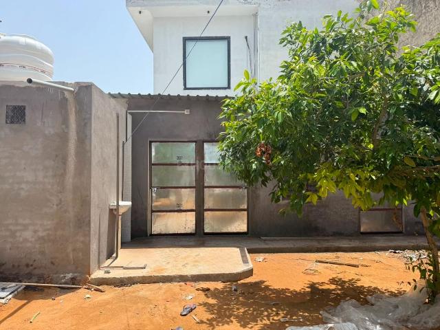 2 BHK Independent House in Industrial Area for rent Sikar. The reference number is 20680299