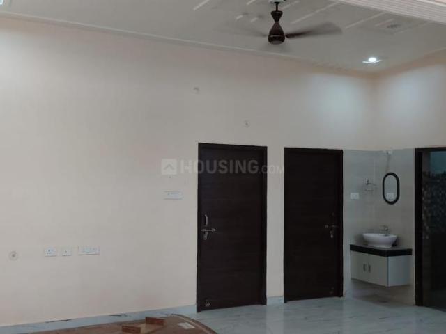 2 BHK Independent House in Indira Nagar for rent Lucknow. The reference number is 20686480
