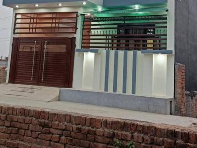 2 BHK Independent House in Jankipuram Extension for resale Sitapur Road. The reference number is 9533156