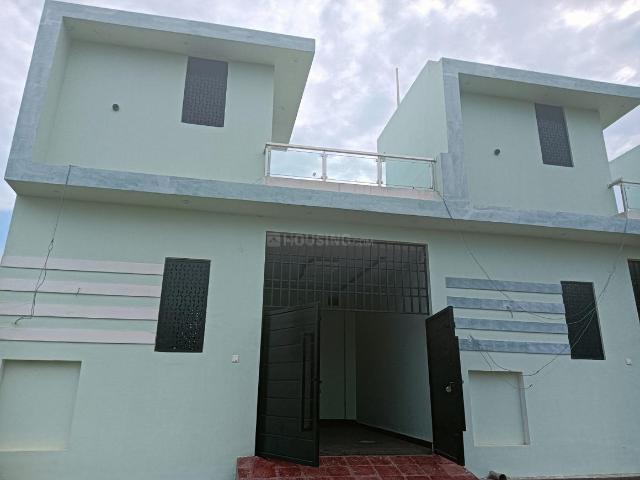 2 BHK Independent House in Jankipuram Extension for resale Sitapur Road. The reference number is 17819052