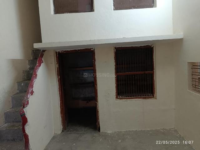 2 BHK Independent House in Jawahar Nagar for resale Kanpur. The reference number is 17349493