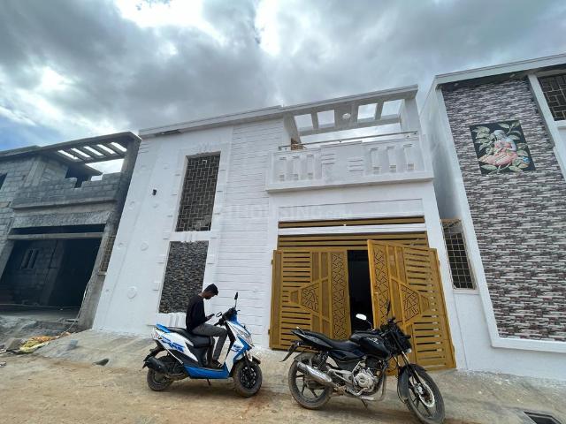 2 BHK Independent House in K R Puram for resale Bangalore East. The reference number is 17472609